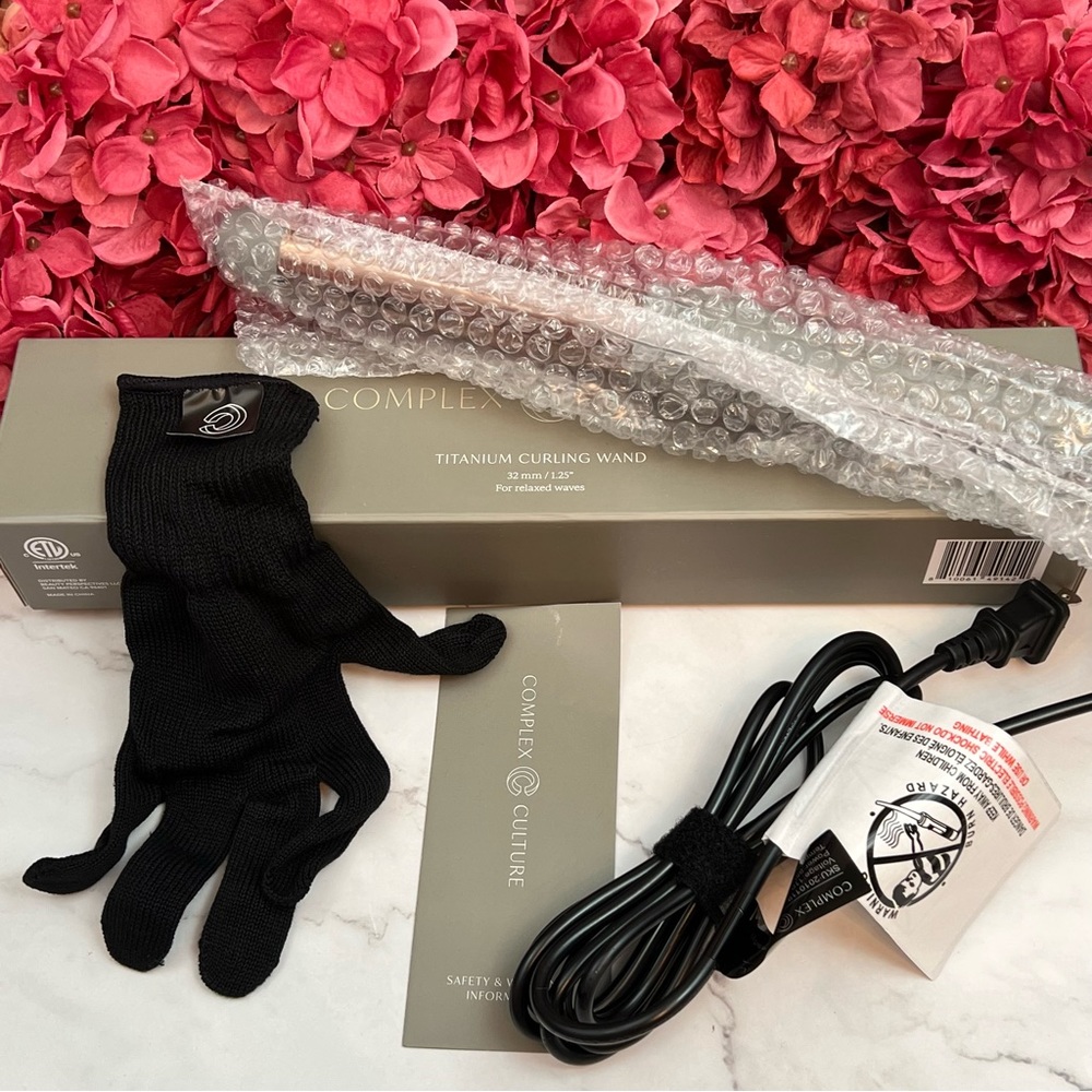 COMPLEX CULTURE Titanium Curling Wand 32mm - Picture 12 of 16
